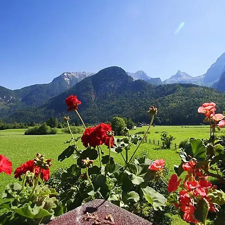 בית הארחה Haus Hohenwarter