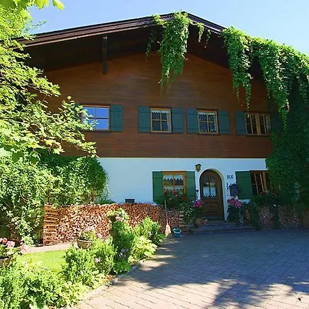 בית הארחה Haus Hohenwarter לופר