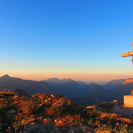 Haus Hohenwarter בית הארחה לופר