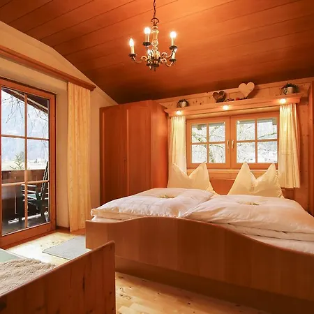 Haus Hohenwarter בית הארחה